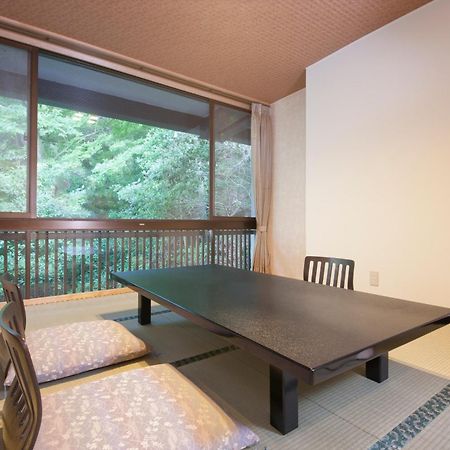 Kikunoya Hotel Hatsukaichi Bagian luar foto