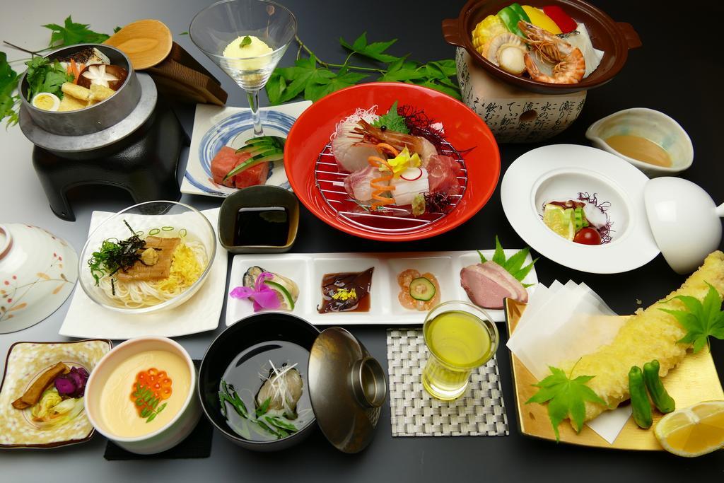 Kikunoya Hotel Hatsukaichi Bagian luar foto