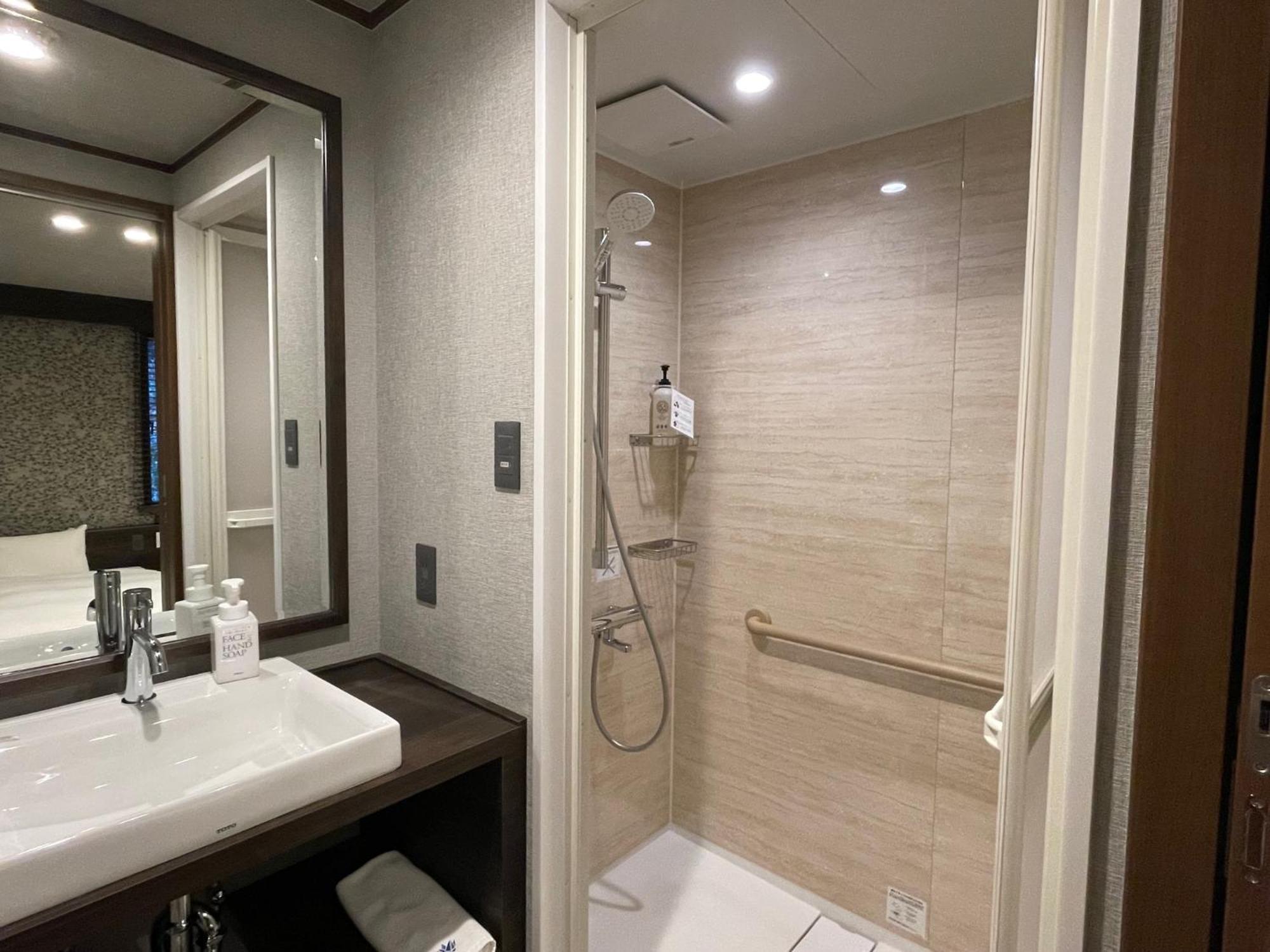 Kikunoya Hotel Hatsukaichi Bagian luar foto