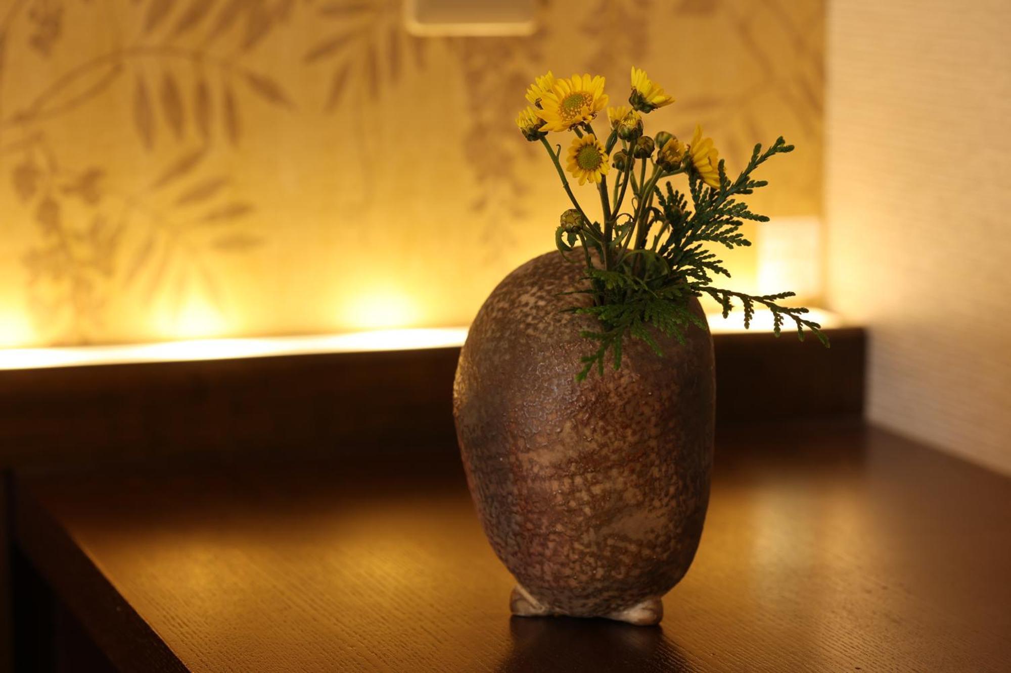 Kikunoya Hotel Hatsukaichi Bagian luar foto