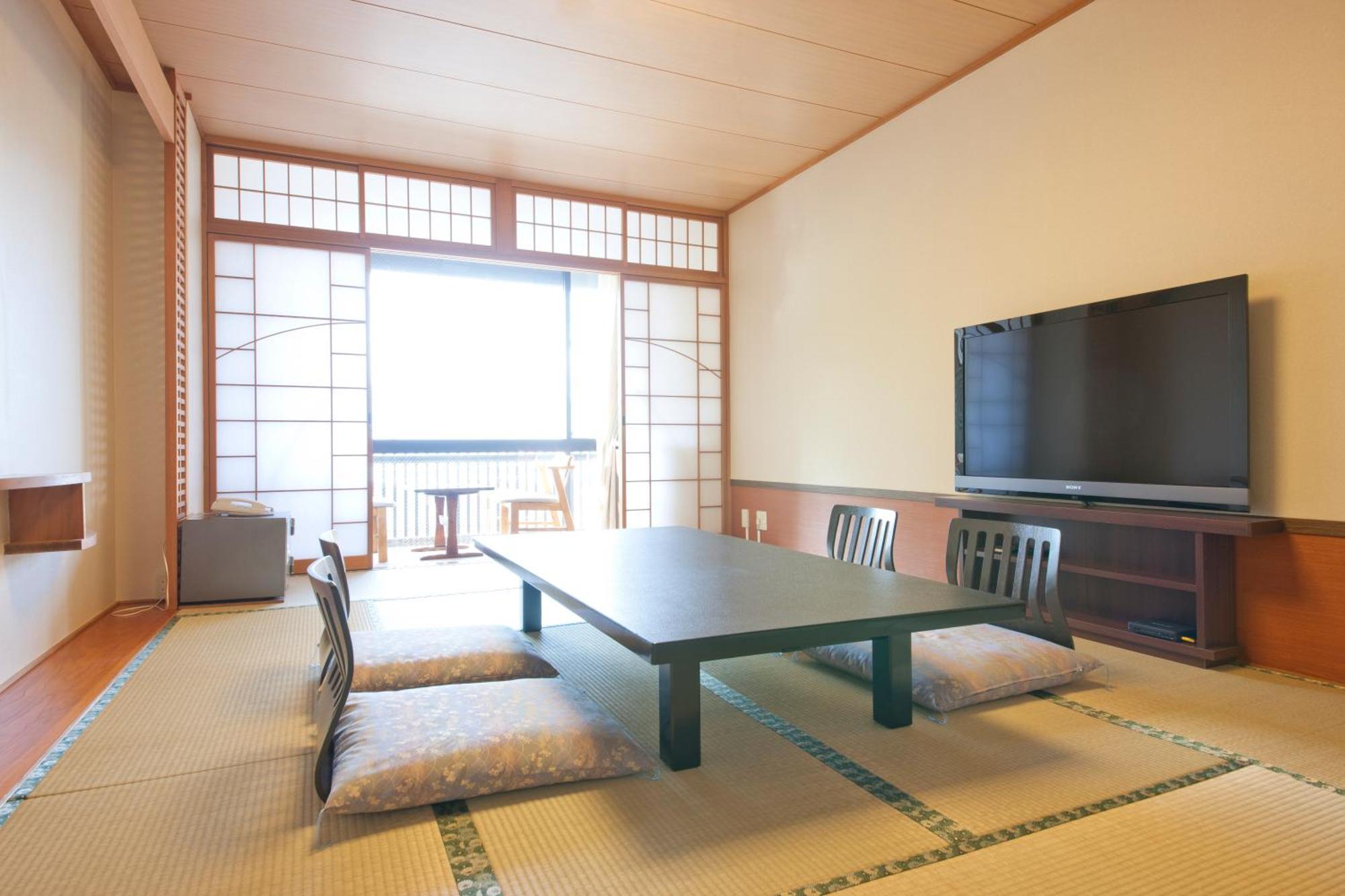 Kikunoya Hotel Hatsukaichi Bagian luar foto