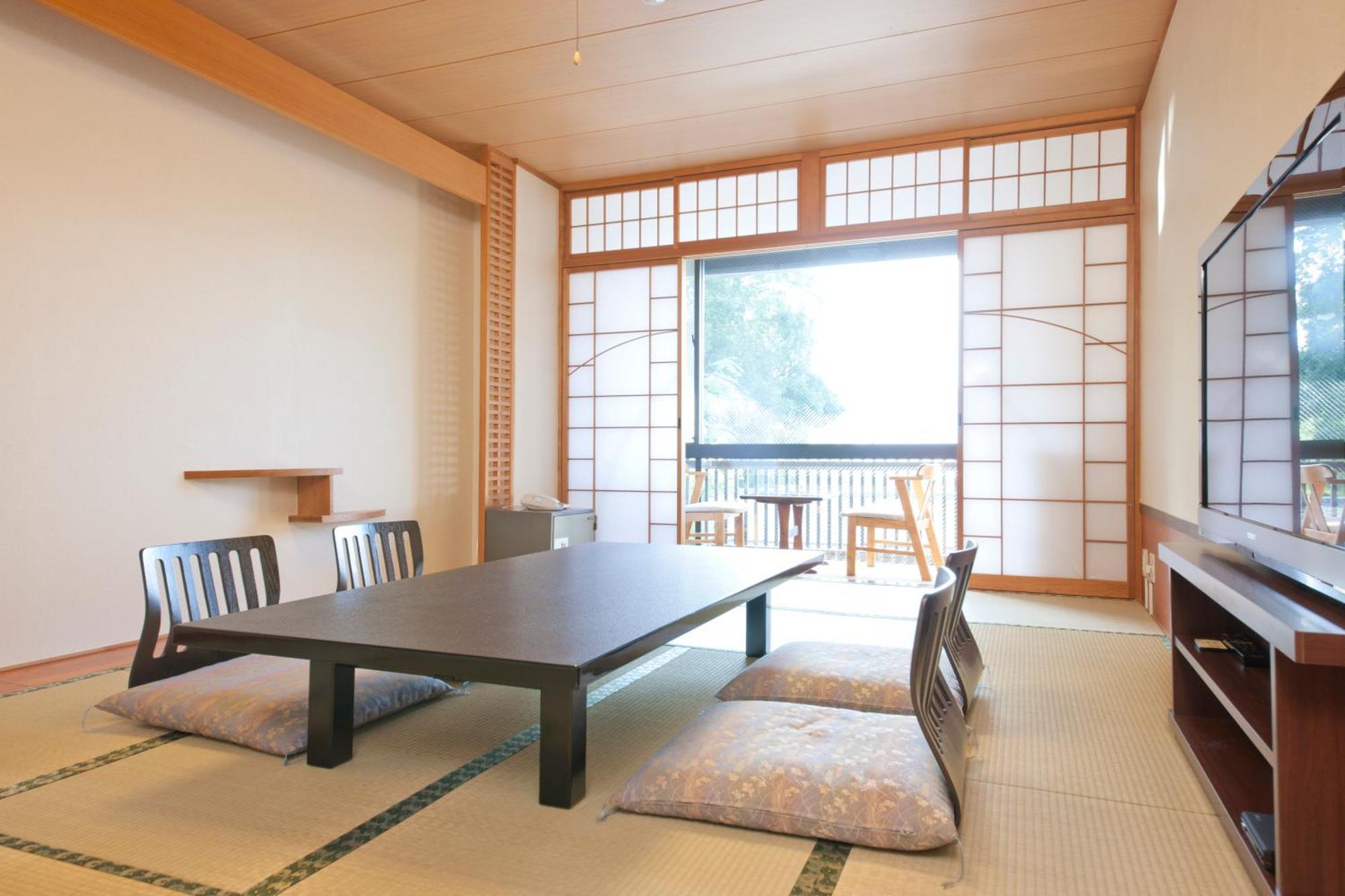 Kikunoya Hotel Hatsukaichi Bagian luar foto